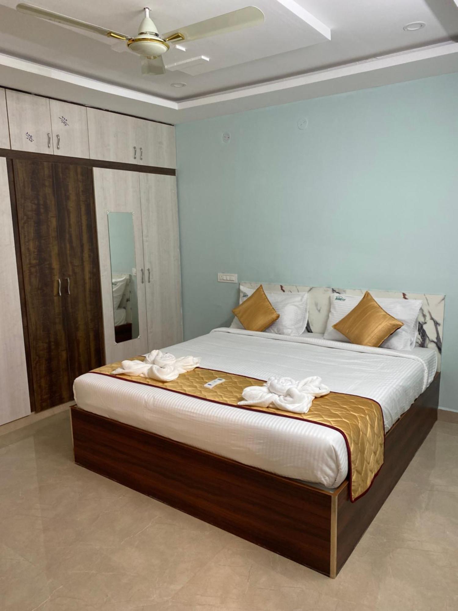 Athidi Luxury Home Stay Tirupati Eksteriør billede