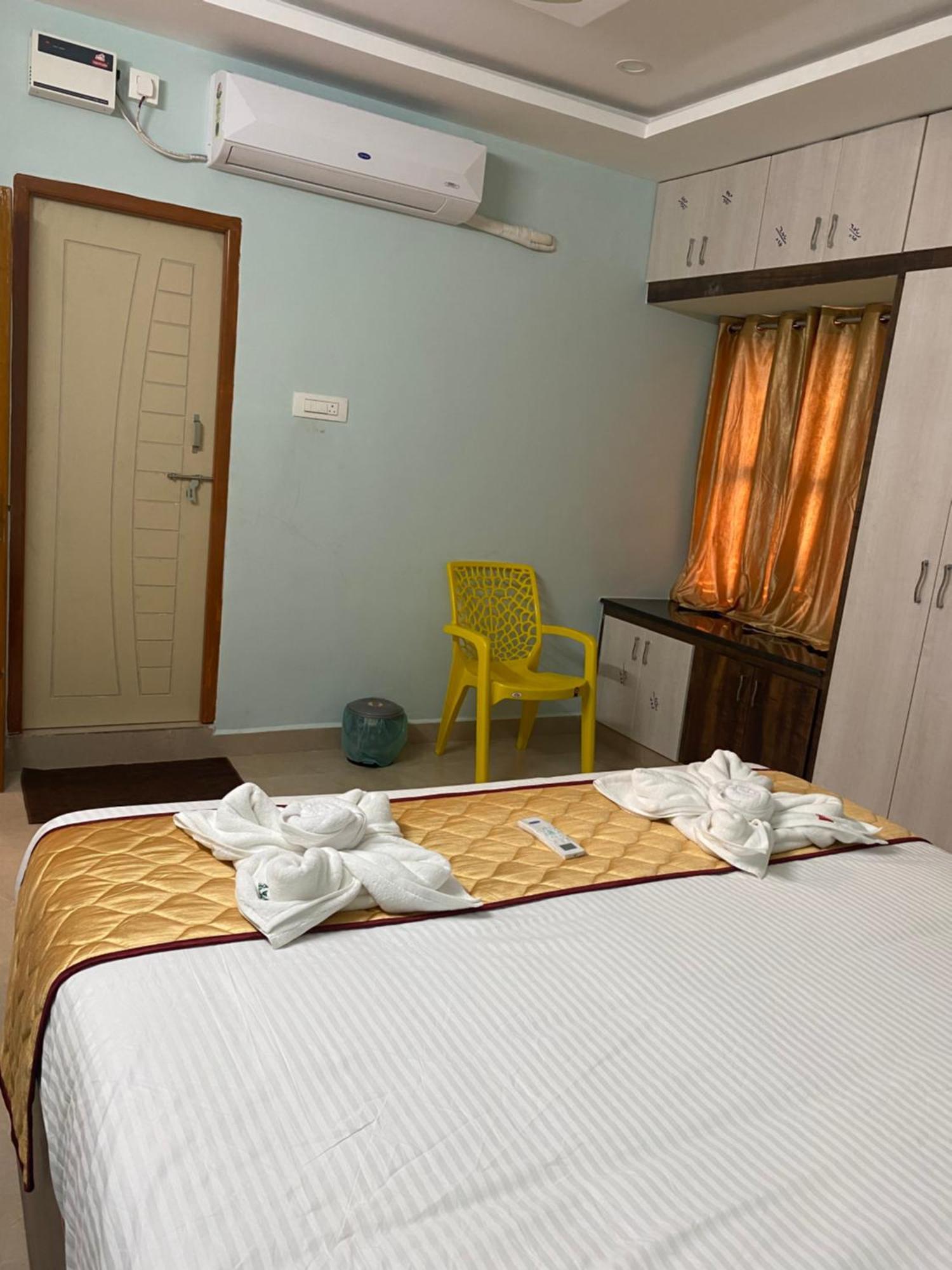 Athidi Luxury Home Stay Tirupati Eksteriør billede