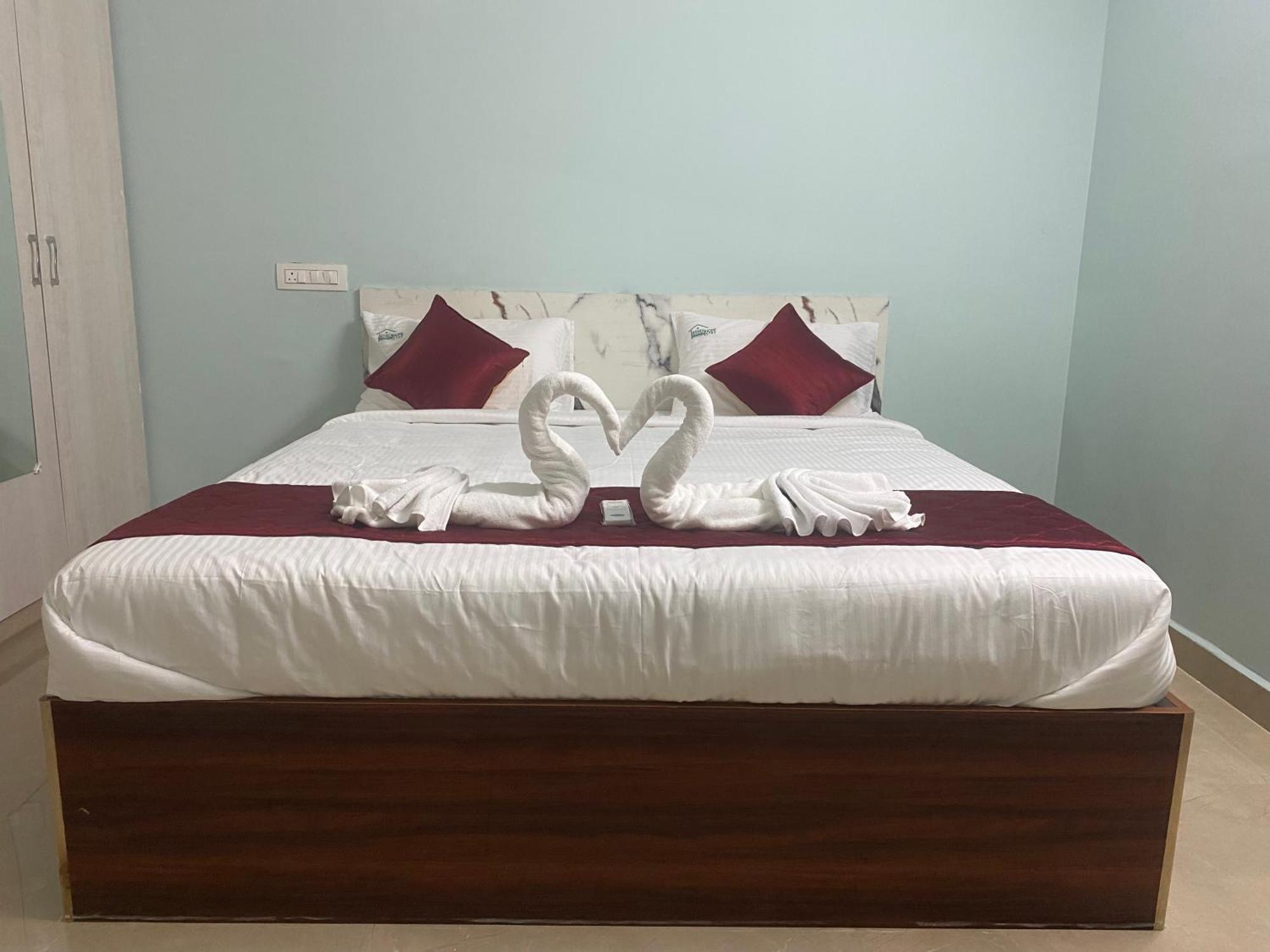 Athidi Luxury Home Stay Tirupati Eksteriør billede